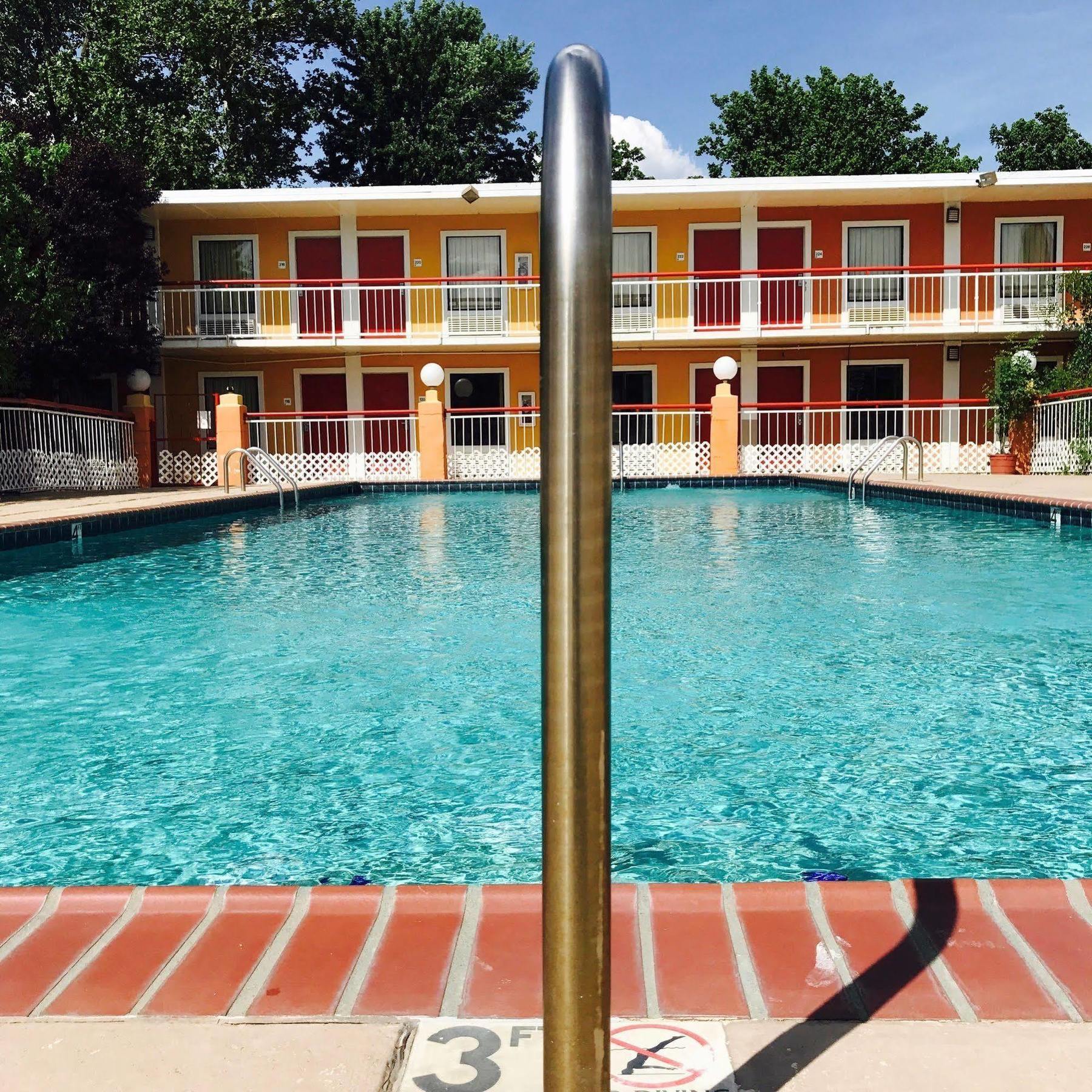 Milan Inn & Suites Dış mekan fotoğraf