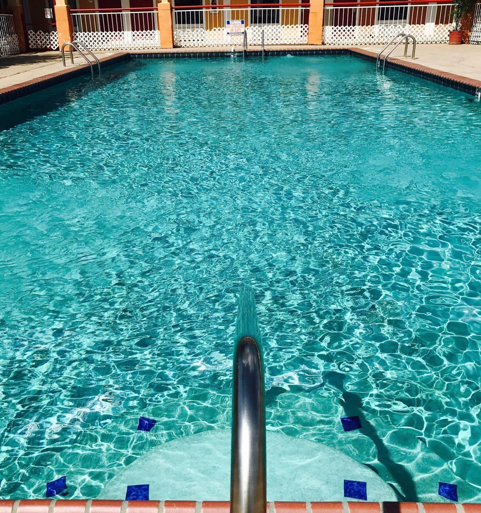 Milan Inn & Suites Dış mekan fotoğraf
