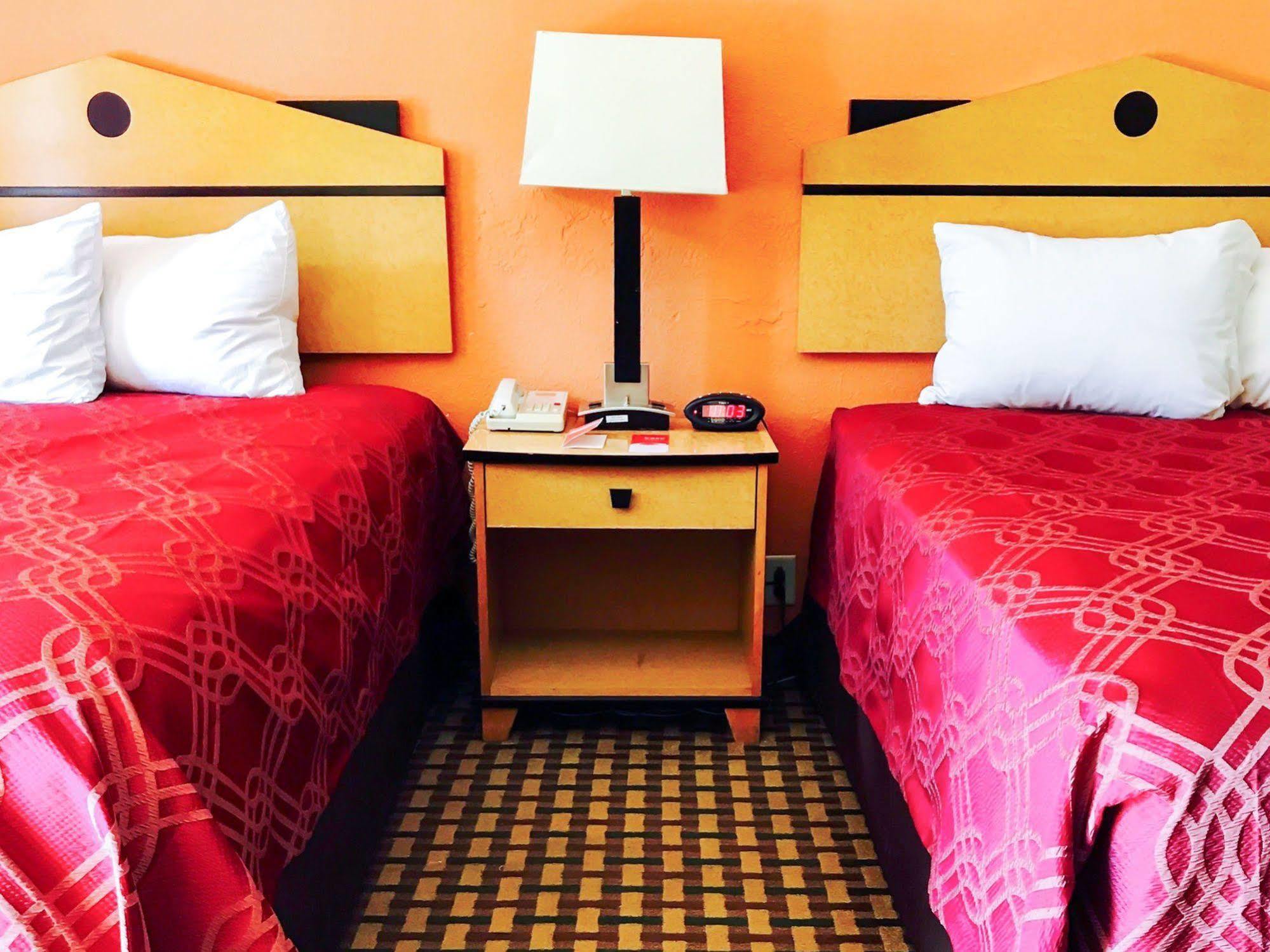 Milan Inn & Suites Dış mekan fotoğraf