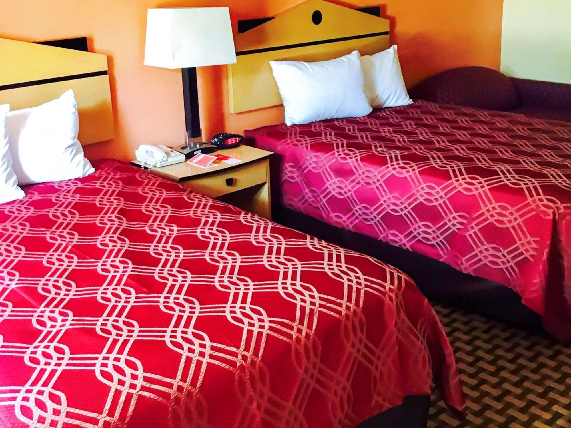 Milan Inn & Suites Dış mekan fotoğraf